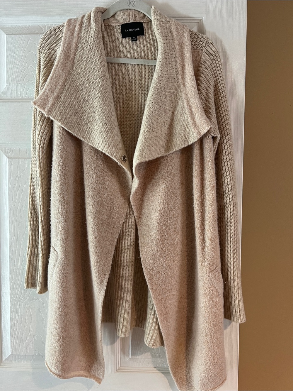 La Fee Verte Women's Beige Open-Front Snap Closure Cardigan Sweater Size Small